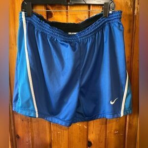 Vintage Nike Running Shorts y2k Blue Above Knee Fit size Small vibrant blue‎